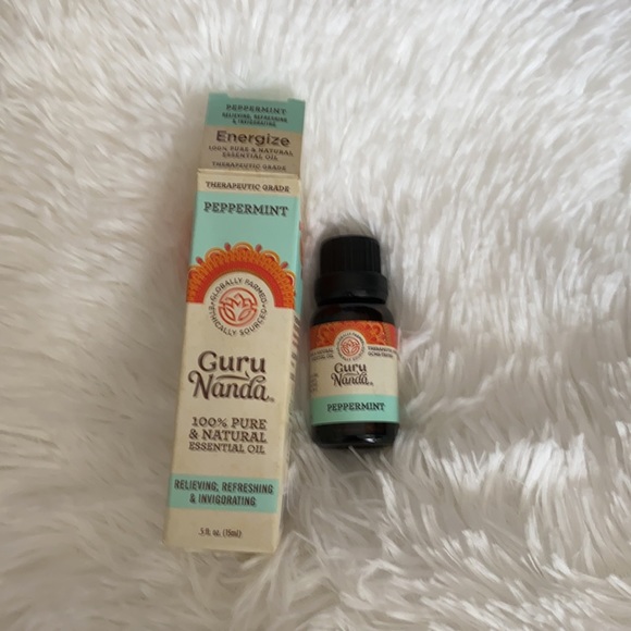 GuruNanda Peppermint Essential Oil - Aromatherapy - GCMS Tested & Verified 100% - Picture 2 of 9